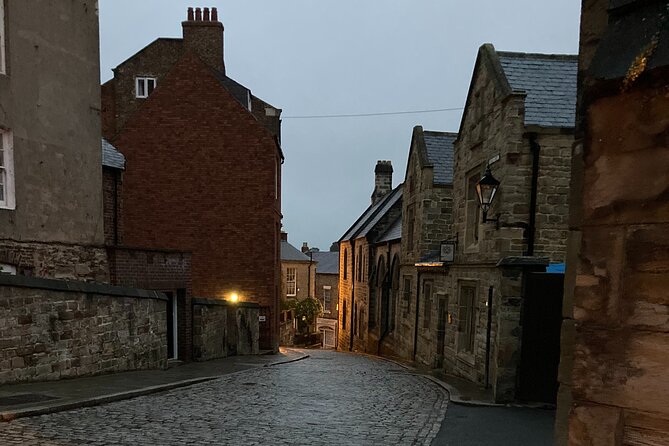 Dark Durham Tour - Engaging Tales and Anecdotes