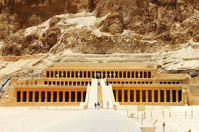 DAY TOUR VISIT EAST & WEST NILE BANKS of Luxor - Tour Highlights on East Bank