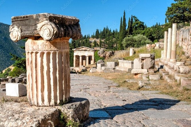 Delphi: Self-Guided Audiovisual Tour With 3D Representations - Insights From Narrated Information