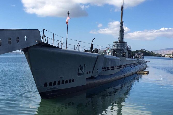 Deluxe Arizona Memorial Bowfin Submarine Tour Review - USS Bowfin Submarine Tour