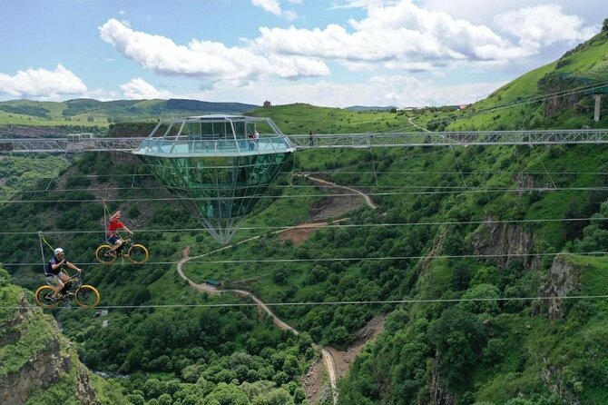 Diamond Bridge and Dashbashi Canyon Day Tour - Exploring Diamond Bridge