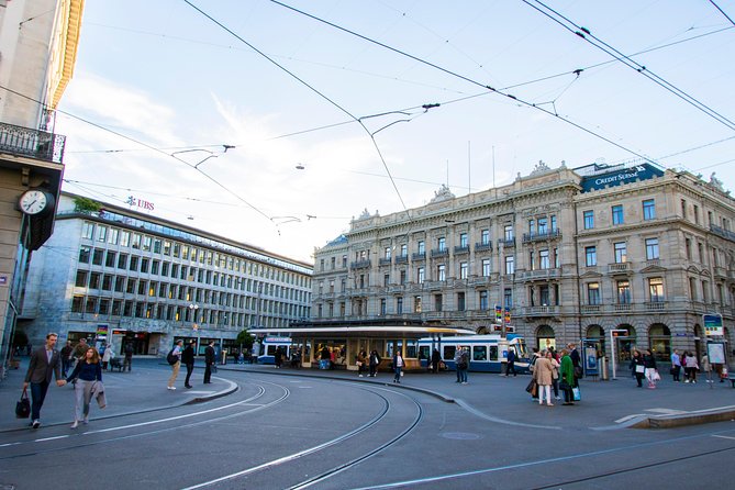 Discover Zurich'S Most Photogenic Spots With a Local - Exploring Zurichs Charm