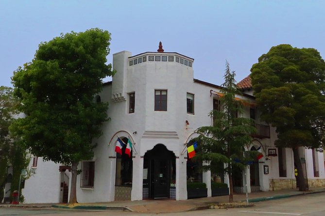 Downtown Carmel-by-the-Sea: A Self-Guided Audio Tour - Navigating the Self-Guided Audio Tour