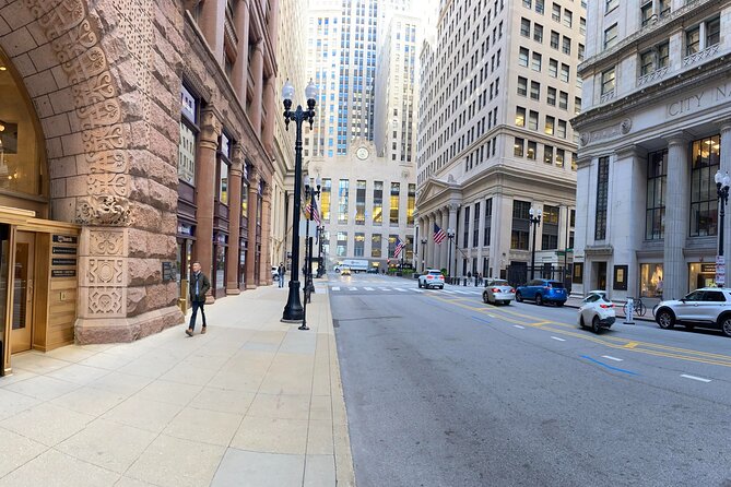 Downtown Chicago TV and Movie Sites Guided Walking Tour - Sum Up