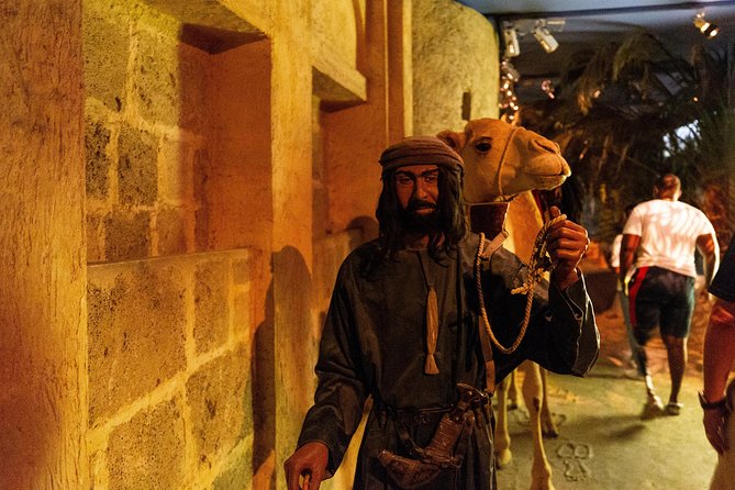 Dubai Half-Day City Tour With Visit to Dubai Gold Souk - Dubai Gold Souk: Shopping and Exploration
