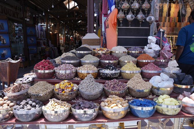 Dubai: Top 15 Must-See Dubai Sightseeing Tour in a SUV - Tour Logistics