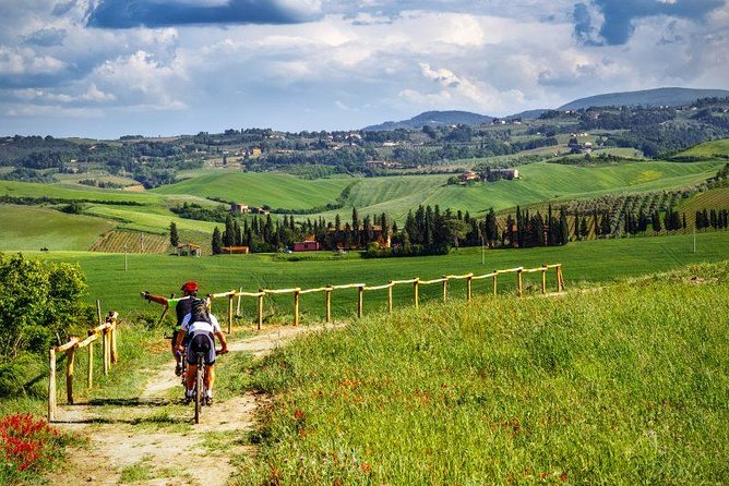 E-Bike Tour in Tuscany With Wine Tasting - Accessibility and Transportation Considerations