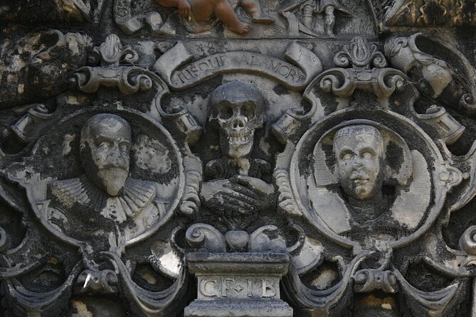 Edinburgh Ghost Tour: Uncover Haunting Tales and Dark Stories - Spine-Tingling Legends and Lore