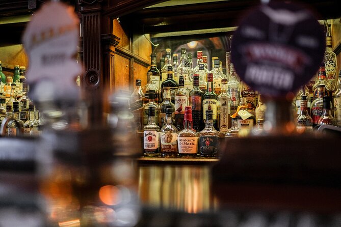 Edinburgh Gin Tour With a Local Guide: Private & Custom - Gin Tastings