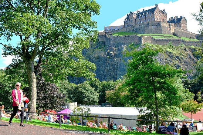 Edinburgh in a Day: Full-Day Private Tour With Edinburgh Castle - Engaging Storytelling