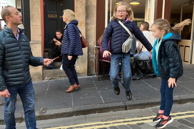 Edinburgh Quest: Self Guided City Walk & Immersive Treasure Hunt - Self-Paced Adventure and Discovery