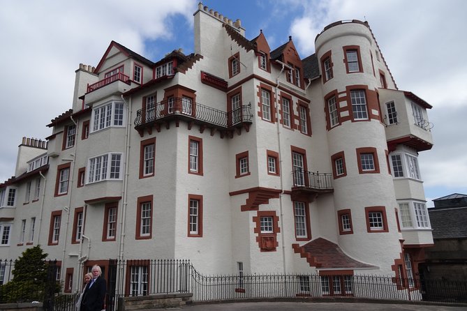 Essential Walking Tour of Edinburghs Old Town - End Point and Dispersal
