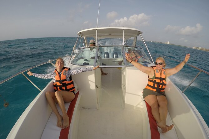 Exciting Swim With Whale Sharks Private VIP Tour - Traveler Reviews
