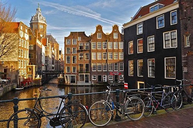 Excursion to Amsterdam by Bus From Brussels - Traveler Capacity and Meals