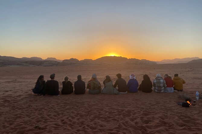 Explore Wadi Rum: Jeep Tour, Bed and Breakfast, and Dinner - Tips for Your Wadi Rum Visit