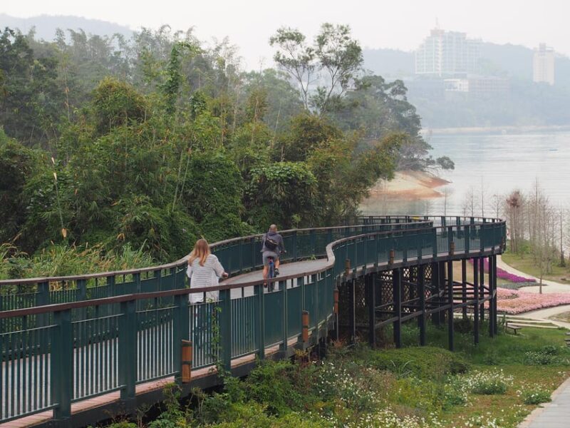 🛥️ Private 1 Day Sun Moon Lake Escape Tour From Taipei - Pickup and Drop-off