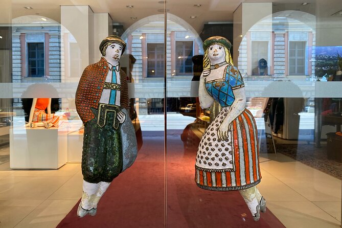Fall in Love With Munich in a Private Old Town Walking Tour - Accessibility and Transportation Convenience