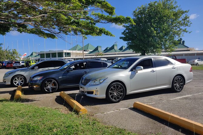 First Class Private Airport & Hotel Transfers - Vehicle Amenities