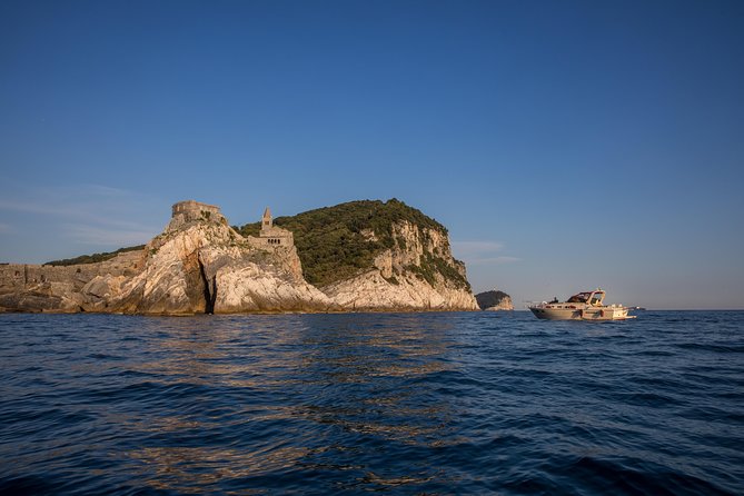 Fished and Grilled: a Private Cruise in Cinque Terre and a Special Lunch Onboard - Booking and Inclusions