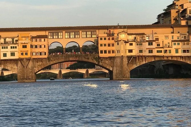 Florence Boat Cruise With Prosecco on Board - Complimentary Prosecco Service