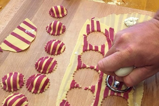 Florence Small-Group Express Pasta Class With Dinner - Personalized Culinary Instruction