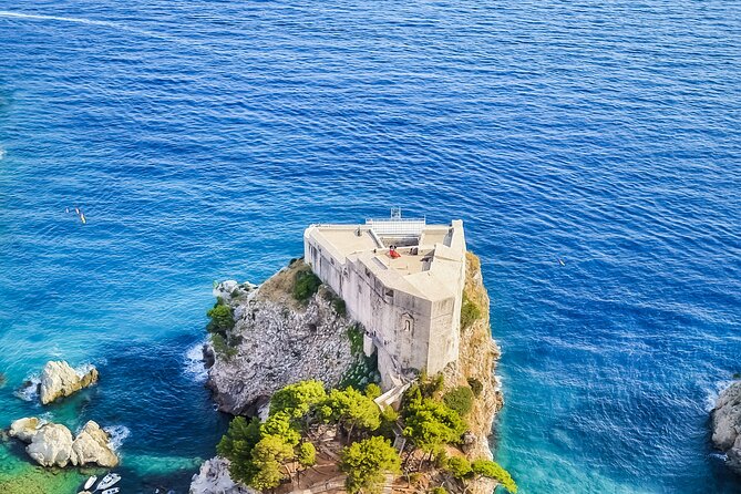From Split/Trogir:Private Dubrovnik Guided Tour With Stop in Ston - Ston: A Scenic Stop