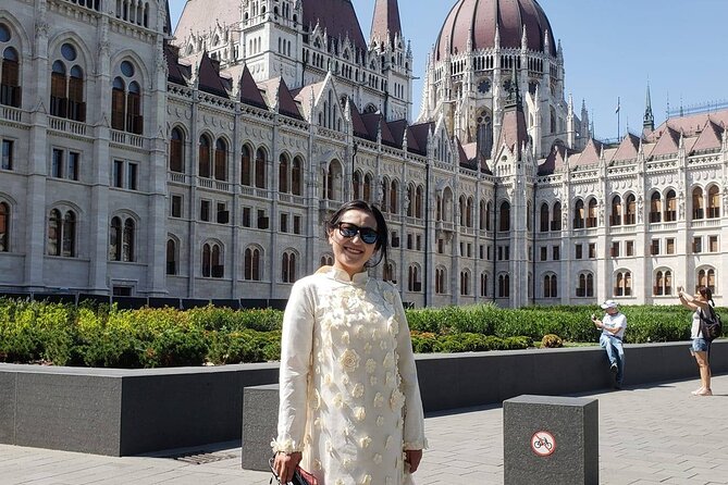 Full Day Budapest Walking Tour Review - Tour Overview and Inclusions