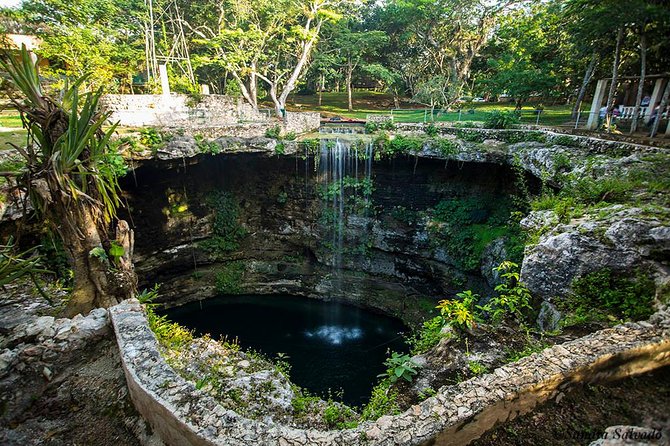 Full Day Chichén Itzá Tour From Cancún and Riviera Maya - Exploring Chichén Itzá