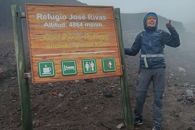 Full-day Cotopaxi - Certified Bilingual Guide