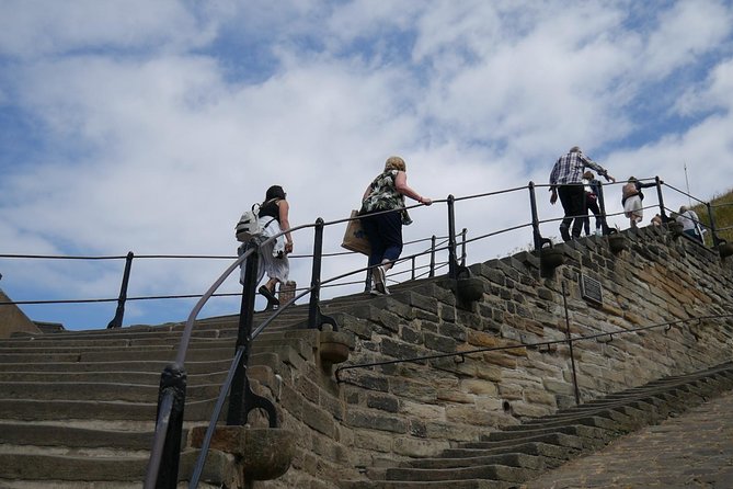 Full-Day Heartbeat Locations Tour From York - Food and Drink