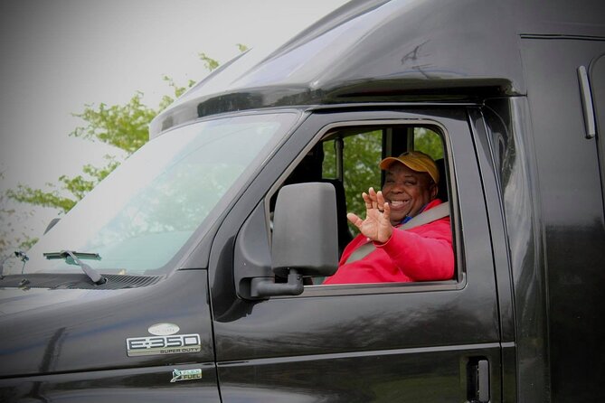Full-Day Lexington Farm Tour With Clay Pigeon Shooting - Accessibility Information