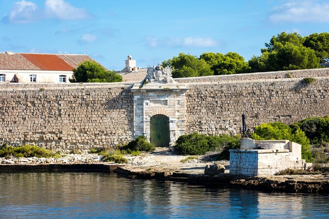 Full Day Mahon Harbour, Binibeca and Xoroi Cave Tour in Minorca - Practical Information