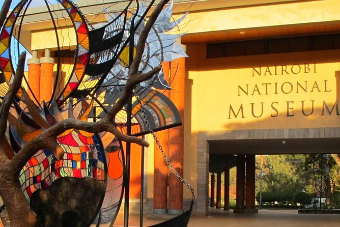 Full-Day Nairobi National Museum, Giraffe Centre and Nairobi National Park Tour - Private Tour for Personalized Experience