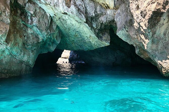 Full Day on a Private Boat to Discover Capri - Scenic Highlights and Stops