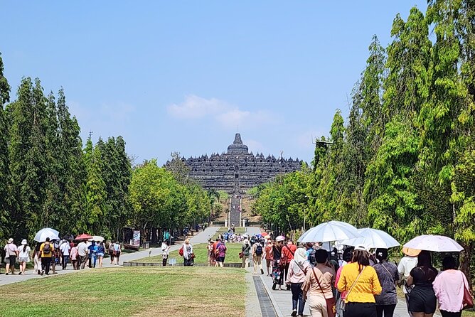 Full Day Private Tour to Majestic Borobudur and Prambanan Temple - What to Expect