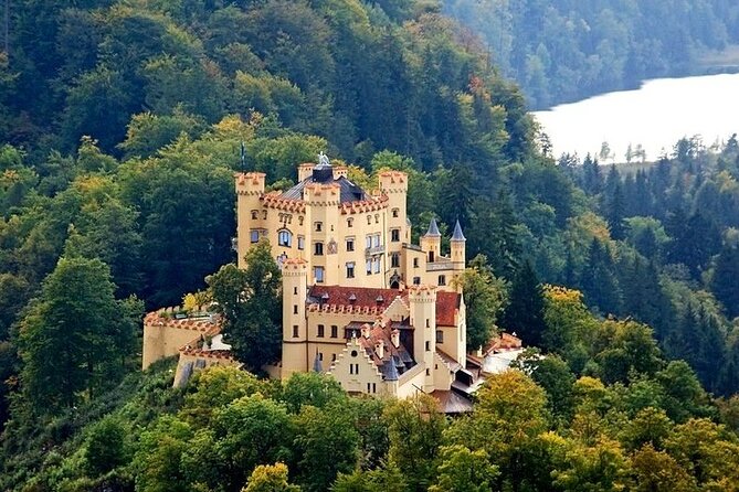 Full Day Small Group Tour in Neuschwanstein From Innsbruck - Exploring Neuschwanstein Castle