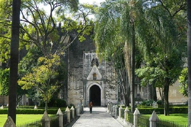 Full Day: Taxco and Cuernavaca - Selecting Pickup Options