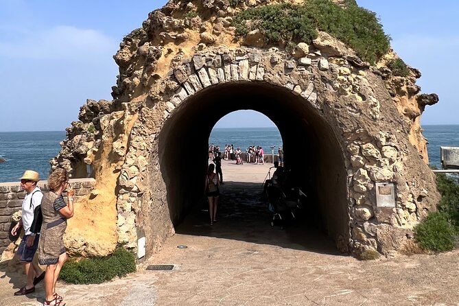 Fullday Private Tour Biarritz, Saint Jean De Luz & Socoa From SS - Discovering Saint Jean De Luz and Socoa