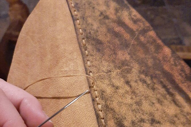 Genuine Leather Craft by Choice Workshop in Leiden - Booking Information