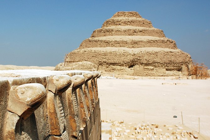 Giza Pyramids, Sakkara, Memphis Day Tour With Lunch - Discovering Sakkara and Memphis