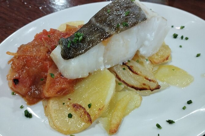 Guided Tapas Tour Hondarribia From Hendaye With Food and Drinks - Sample Itinerary