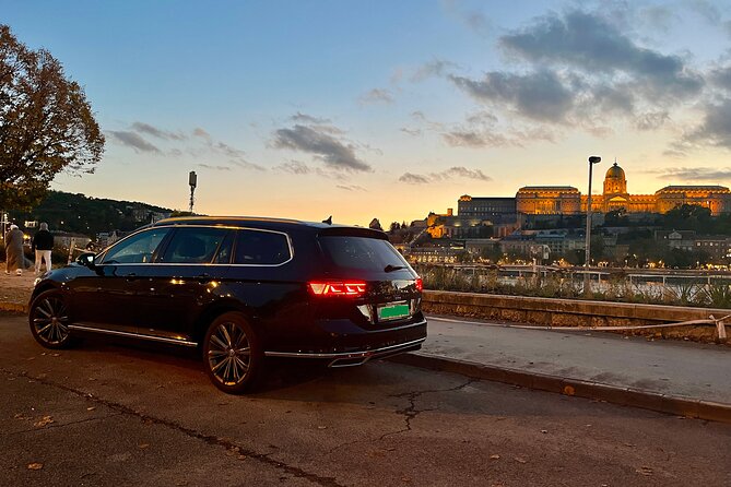 Half Day Budapest City Tour by Car / Minivan - Personalized and Customized Options