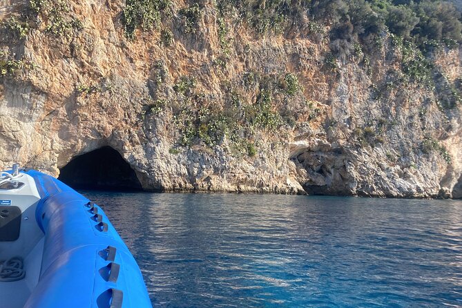Half Day Guided Boat Tour to Mala Caves With Stop in Villefranche - Recommendations for Participants