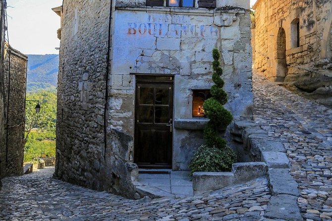 Half Day Hilltop Villages of Luberon Tour From Avignon - Pricing and Booking