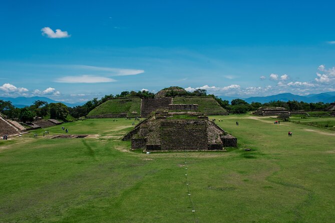 Half Day Tour to Monte Albán - End Point