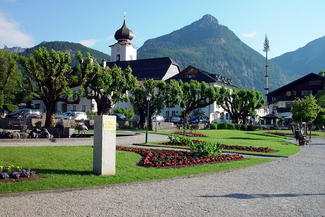 Hallstatt and Saint Wolfgang Full Day Private Tour From Salzburg - Exploring UNESCO-listed Hallstatt