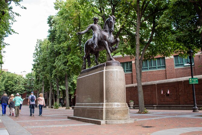 Highlights and History of Boston: GPS Guided Audio Tour - Strolling the Boston Public Garden