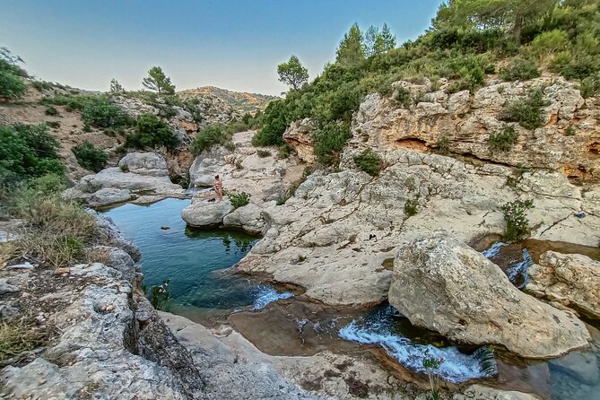 Hiking Experience Between Waterfalls in Buñol From Valencia - Positive Reviews