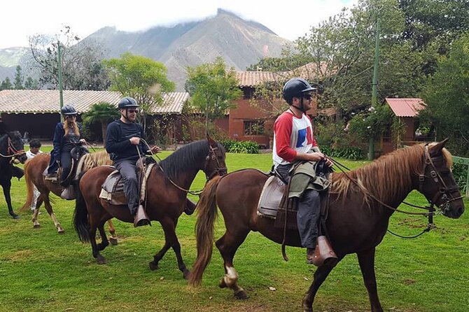 Horseback Riding in Miradores Del Valle Del Cusco, Peru - Refreshments and Snacks on Trail