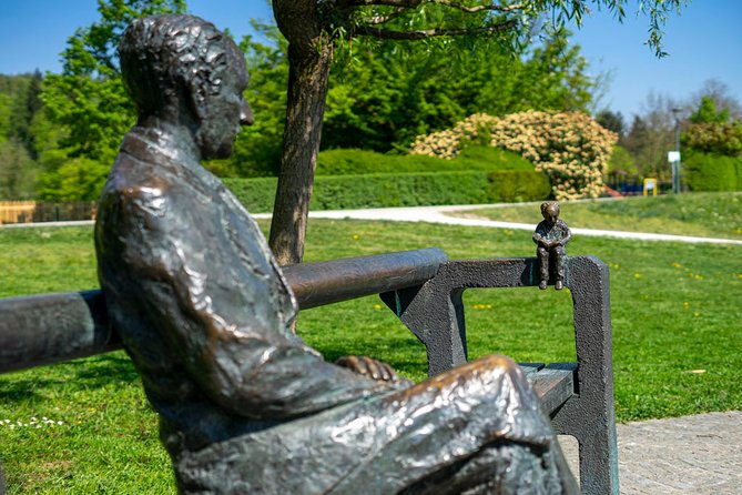 I LOV IT - Tivoli Park Tour - Artistic Treasures of Tivoli Park